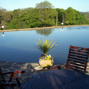 CLUBHOUSE%20POND%201.JPG